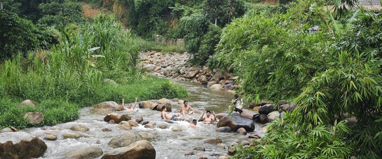 Ảnh chụp tại Làng Chữa Lành
