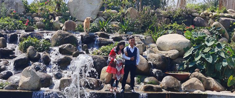 Ảnh chụp tại Làng Chữa Lành